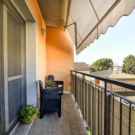 App 2rooms Letto Matrimoniale, Letto Singolo, Divanoletto Matrimoniale La Casa Di Hellen A Tra Milanocomofieramxpmonza Apartamento
