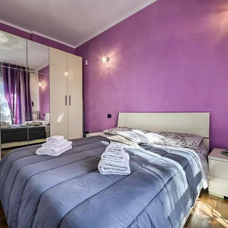 Apartamento App 2rooms Letto Matrimoniale, Letto Singolo, Divanoletto Matrimoniale La Casa Di Hellen A Tra Milanocomofieramxpmonza Saronno