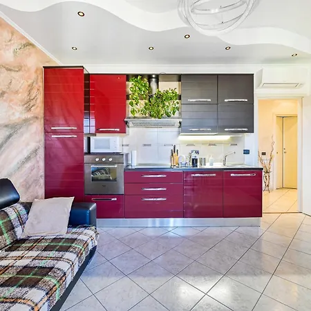 Apartamento App 2rooms Letto Matrimoniale, Letto Singolo, Divanoletto Matrimoniale La Casa Di Hellen A Tra Milanocomofieramxpmonza