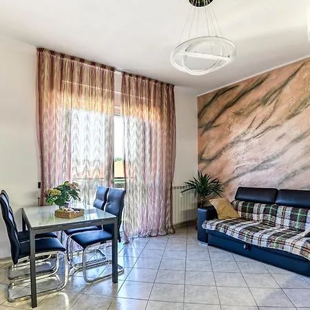 App 2rooms Letto Matrimoniale, Letto Singolo, Divanoletto Matrimoniale La Casa Di Hellen A Tra Milanocomofieramxpmonza